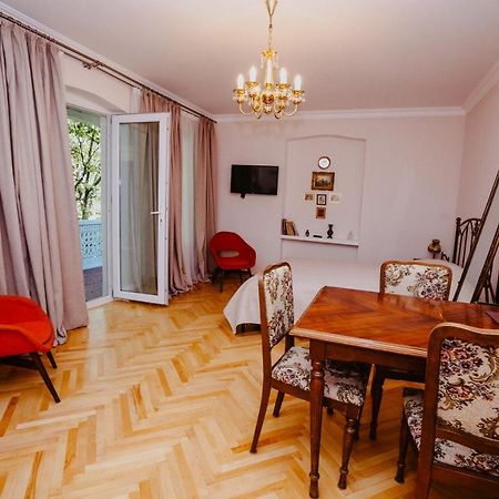 Chilling View Apartment Tbilisi ภายนอก รูปภาพ