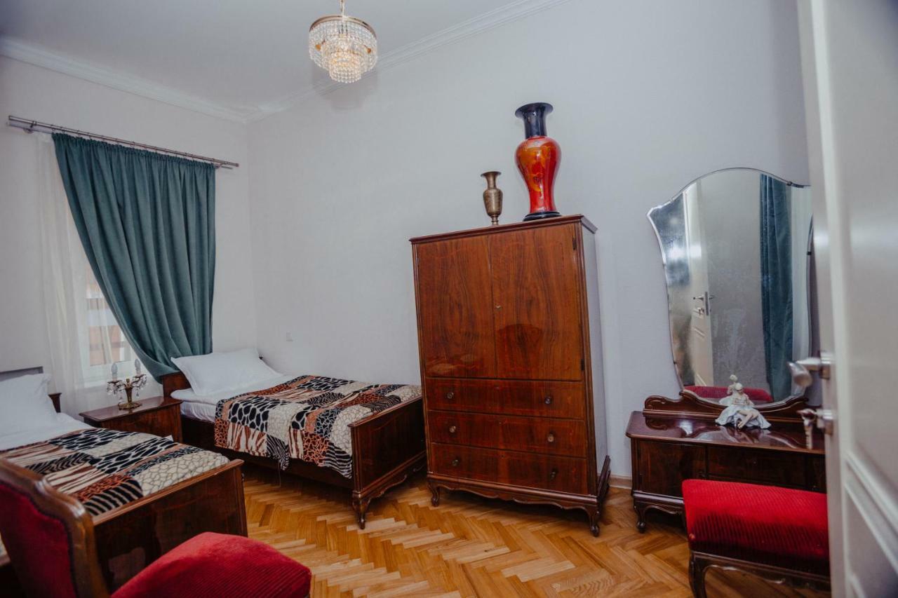 Chilling View Apartment Tbilisi ภายนอก รูปภาพ